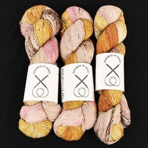 Republic Of Wool Flossy Fingering Yarn 3 Skeins SW Merino Grand Budapest Redux
